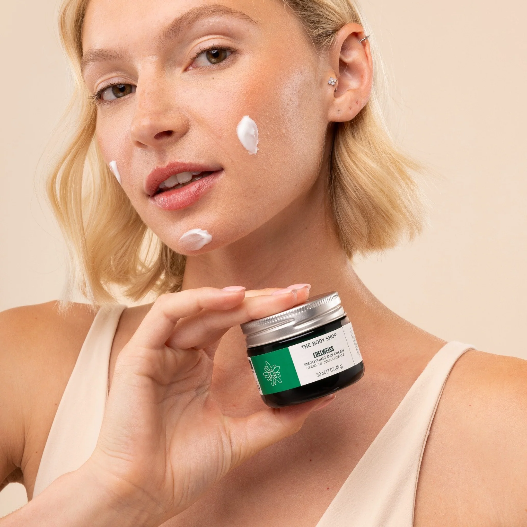 Edelweiss Smoothing Day Cream - Image 4