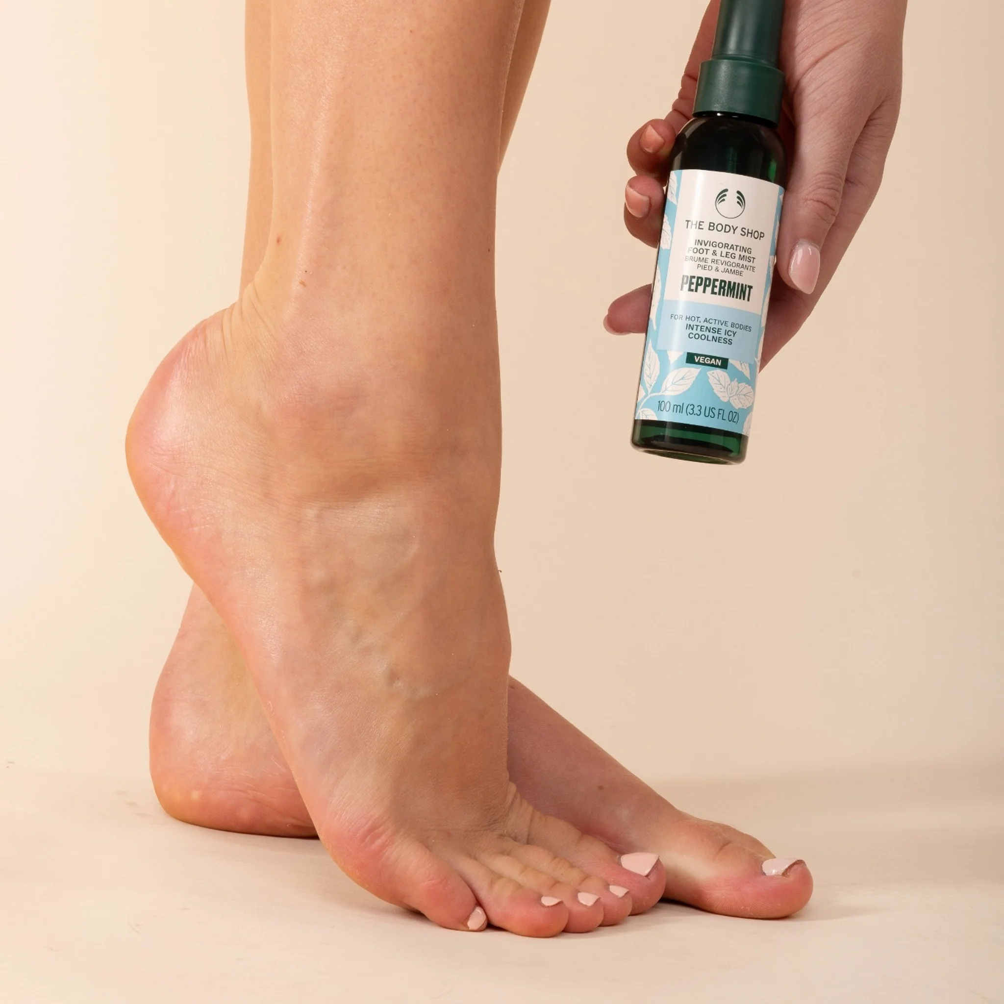 Peppermint Invigorating Foot & Leg Mist - Image 4