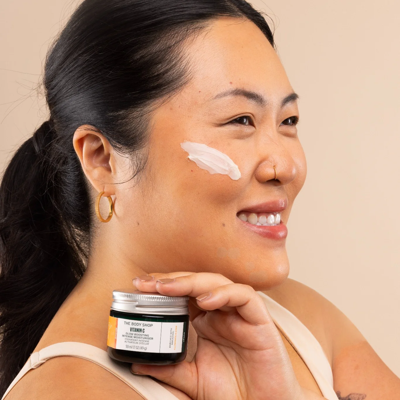Vitamin C Glow Boosting Intense Moisturiser - Image 3