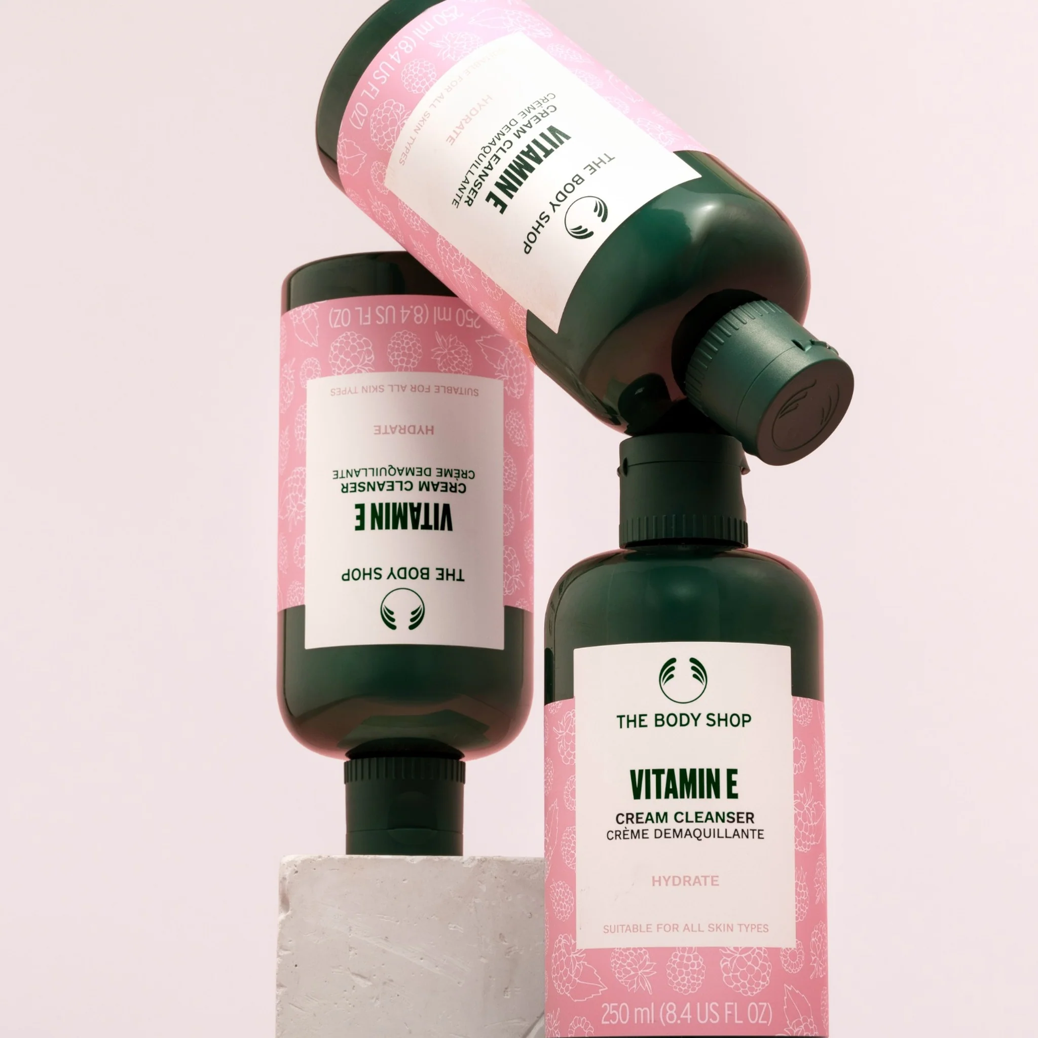 Vitamin E Cream Cleanser - Image 4