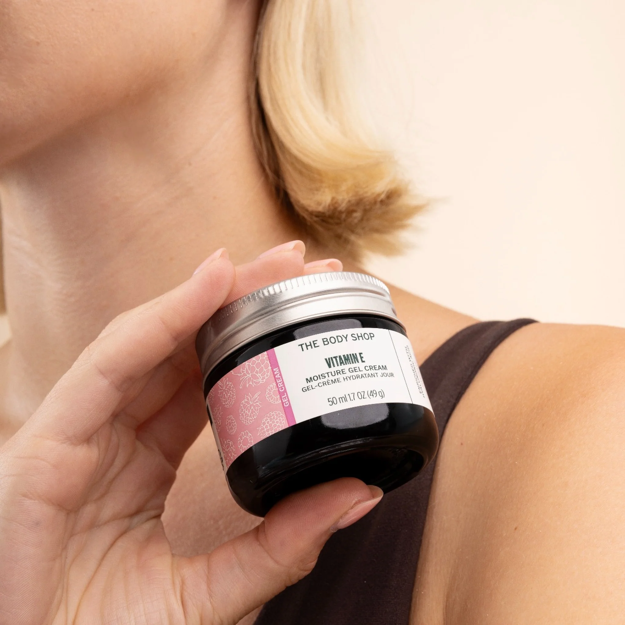 Vitamin E Moisture Gel Cream - Image 3
